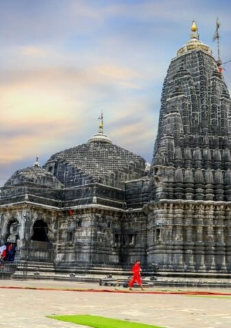 Trimbakeshwar+Shiva+temple Trimbakeshwar+Shiva+temple